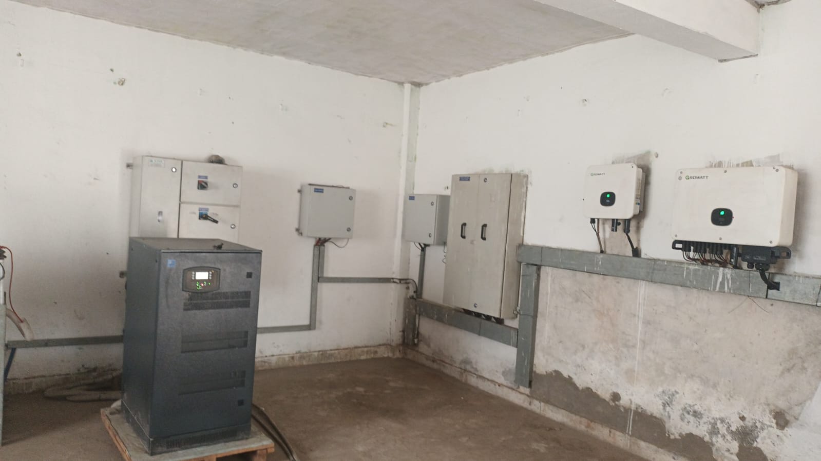 Wall mounted string inverters and hybrid power conditioning unit serving the 135 kW rooftop solar plant